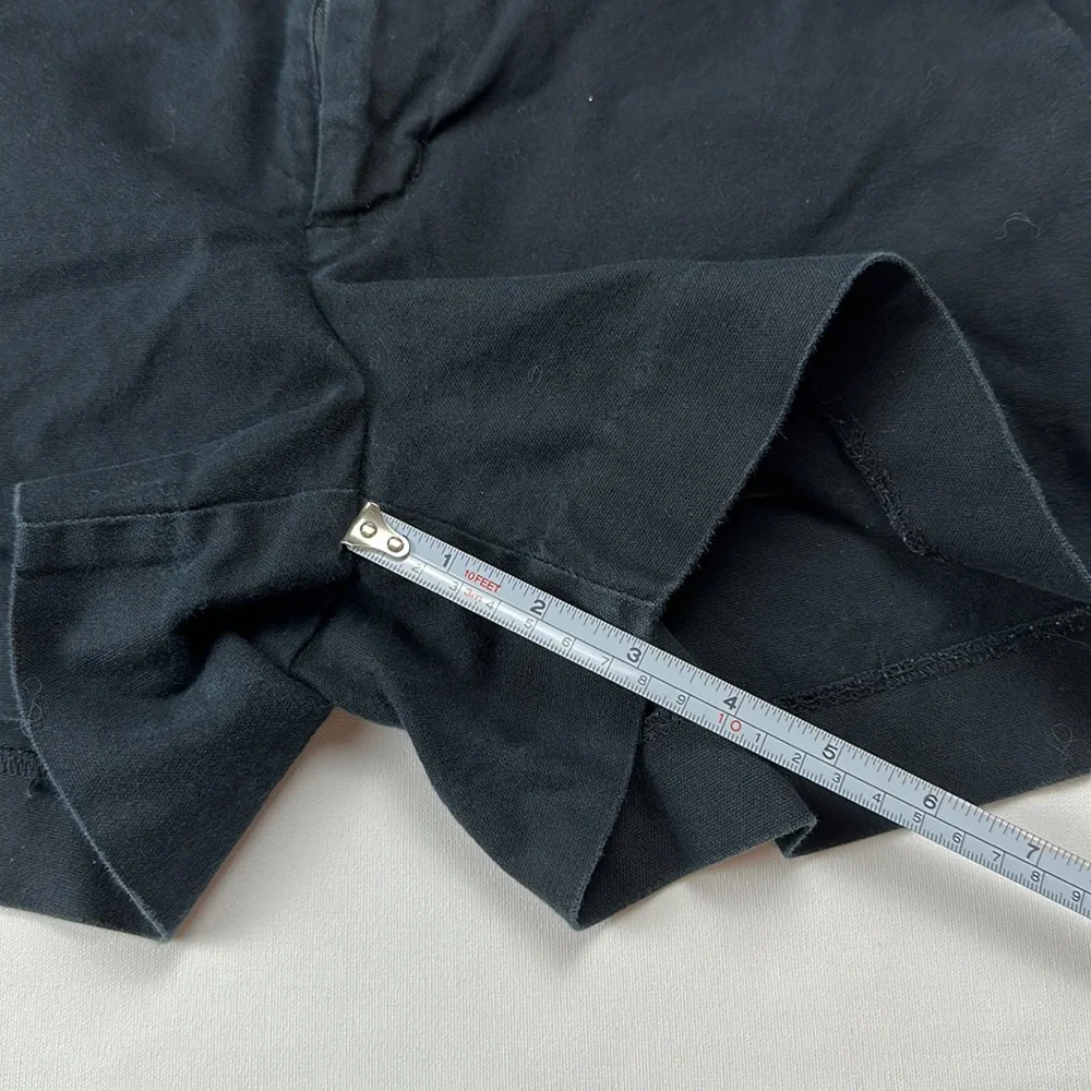 Banana Republic black ryan fit shorts with side pockets. Size 8